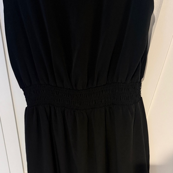 Banana Republic Classic Black Mini Dress - Picture 4 of 6